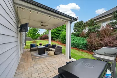 215 Meadows Court, Woodstock, GA 30189 - Photo 32