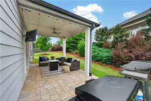 215 Meadows Ct, Woodstock, GA 30189 - Photo 32
