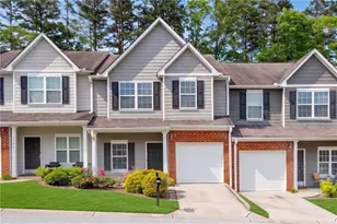 3194 Cedar Glade Ln, Buford, GA 30519 - Photo 1