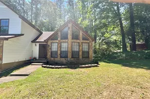 1876 Beaver Ct, Riverdale, GA 30296 - Photo 2