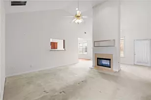 8515 Spivey Vlg Wy, Jonesboro, GA 30236 - Photo 6
