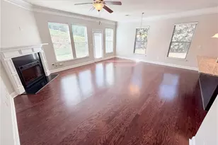 10555 Naramore Ln, Alpharetta, GA 30022 - Photo 12
