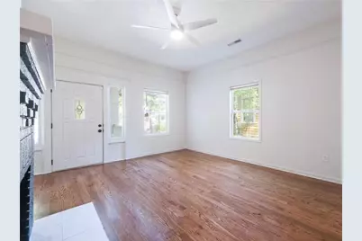 1402 Graham Street, Atlanta, GA 30310 - Photo 8