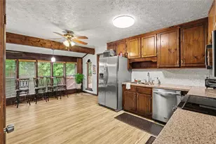 8616 Wood Springs Ct, Douglasville, GA 30135 - Photo 8