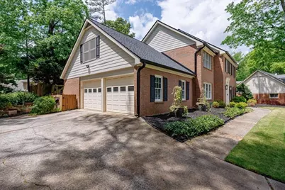 725 Scottish Mill Run, Marietta, GA 30068 - Photo 2