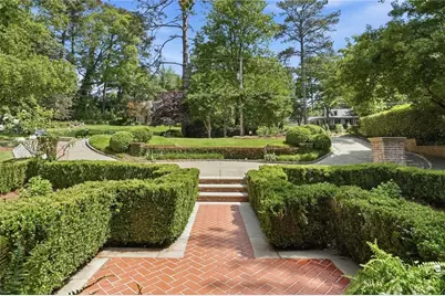 4144 Club Drive NE, Atlanta, GA 30319 - Photo 2