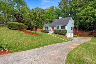 3672 Stoney View Dr, Marietta, GA 30062 - Photo 2