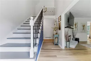 3672 Stoney View Dr, Marietta, GA 30062 - Photo 4