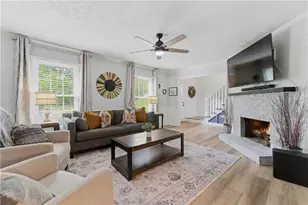 3672 Stoney View Dr, Marietta, GA 30062 - Photo 6