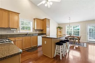 1847 Prospect View Dr, Lawrenceville, GA 30043 - Photo 8