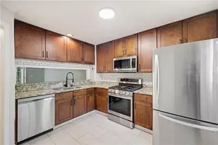 4388 Ivy Glen Way SE, Smyrna, GA 30082 - Photo 2