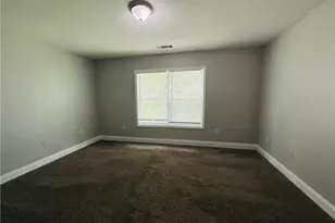 2035 Lois Pl, Atlanta, GA 30318 - Photo 8
