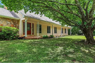 9270 Riverclub Parkway, Duluth, GA 30097 - Photo 8