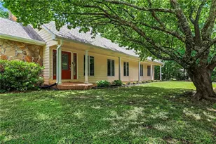 9270 Riverclub Pkwy, Duluth, GA 30097 - Photo 8