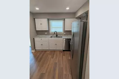 957 Hemingway Road, Stone Mountain, GA 30088 - Photo 2