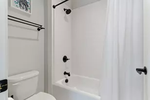 1822 Commons Cir, Brookhaven, GA 30341 - Photo 36