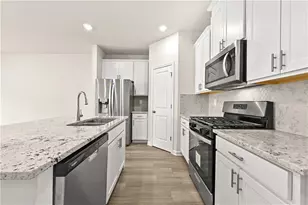 3635 Shore Wood Ave, Lawrenceville, GA 30044 - Photo 12