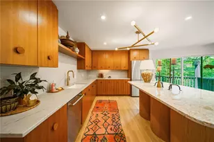 225 River North Dr, Atlanta, GA 30328 - Photo 28