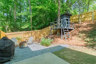 1933 Brantley Walk Ln NW, Atlanta, GA 30318 - Photo 30