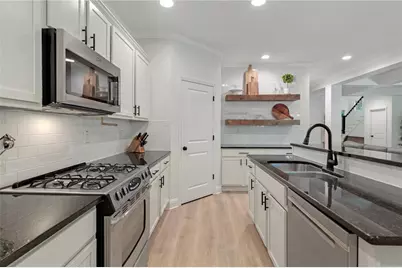 1933 Brantley Walk Lane NW, Atlanta, GA 30318 - Photo 8