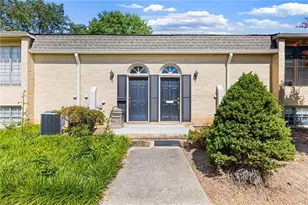 5400 Roswell Rd, Sandy Springs, GA 30342 - Photo 4