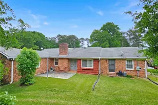 2739 Rainbow Ridge Rd, Decatur, GA 30034 - Photo 8