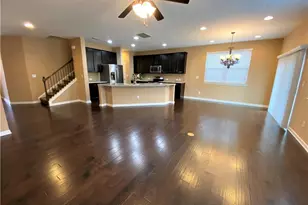 2186 Hillview Dr NE, Atlanta, GA 30329 - Photo 12