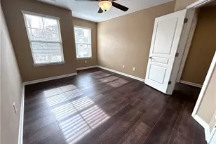 2186 Hillview Dr NE, Atlanta, GA 30329 - Photo 32