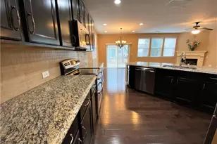 2186 Hillview Dr NE, Atlanta, GA 30329 - Photo 14