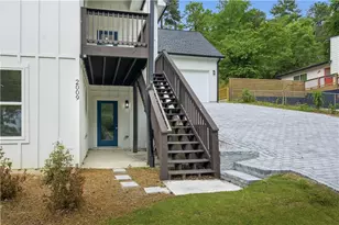 2009 Kenwood Pl SE, Smyrna, GA 30082 - Photo 4