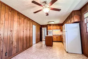 409 Dora St, Griffin, GA 30223 - Photo 4