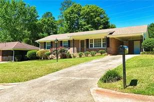 409 Dora St, Griffin, GA 30223 - Photo 2