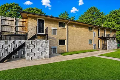 3300 College Street #Apt 5, College Park, GA 30337 - Photo 2