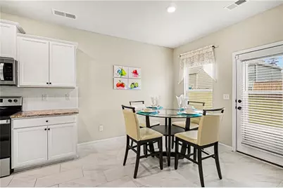 684 Lakehaven Lane, Loganville, GA 30052 - Photo 14