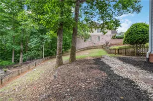 1405 Lamont Cir, Dacula, GA 30019 - Photo 6