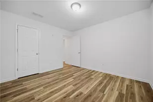 910 Park Knoll Ct, Lawrenceville, GA 30043 - Photo 16