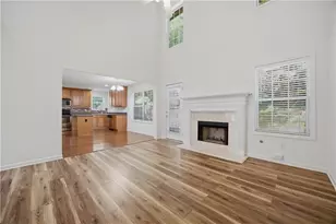 910 Park Knoll Ct, Lawrenceville, GA 30043 - Photo 8