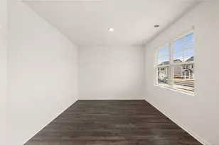 8559 Secretariat Dr, Lithonia, GA 30058 - Photo 4