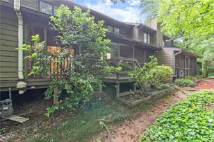 1858 D'Youville Ln, Atlanta, GA 30341 - Photo 32