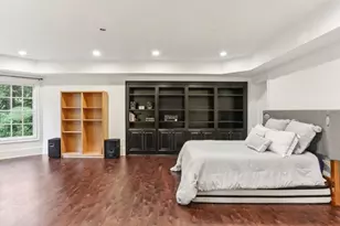 1170 Pine Ridge Rd NE, Atlanta, GA 30324 - Photo 36