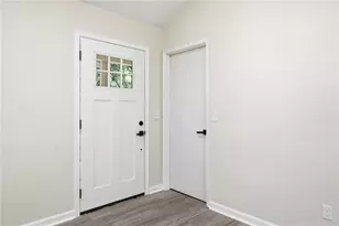 303 Quail Hollow Dr, Woodstock, GA 30188 - Photo 8