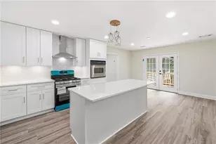 303 Quail Hollow Dr, Woodstock, GA 30188 - Photo 14