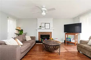 2812 Amhurst Way NW, Kennesaw, GA 30144 - Photo 6