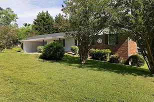 3883 N Pebble Dr, Douglasville, GA 30134 - Photo 2
