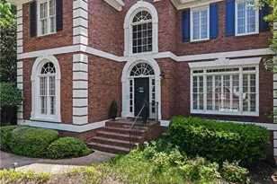 425 Abbeywood Dr, Roswell, GA 30075 - Photo 2