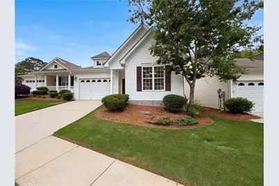 64 Garden Grove, Newnan, GA 30265 - Photo 1