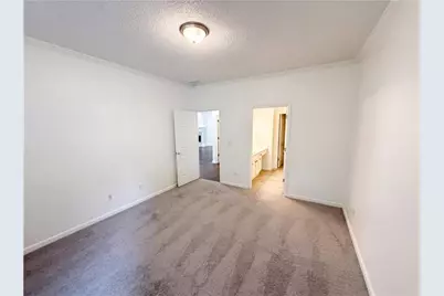 64 Garden Grove, Newnan, GA 30265 - Photo 4