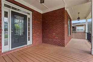 214 Woodview Ln, Woodstock, GA 30188 - Photo 2