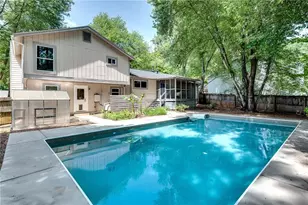 9665 Pine Thicket Way, Roswell, GA 30075 - Photo 2