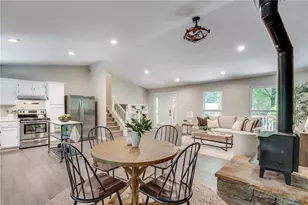 9665 Pine Thicket Way, Roswell, GA 30075 - Photo 6
